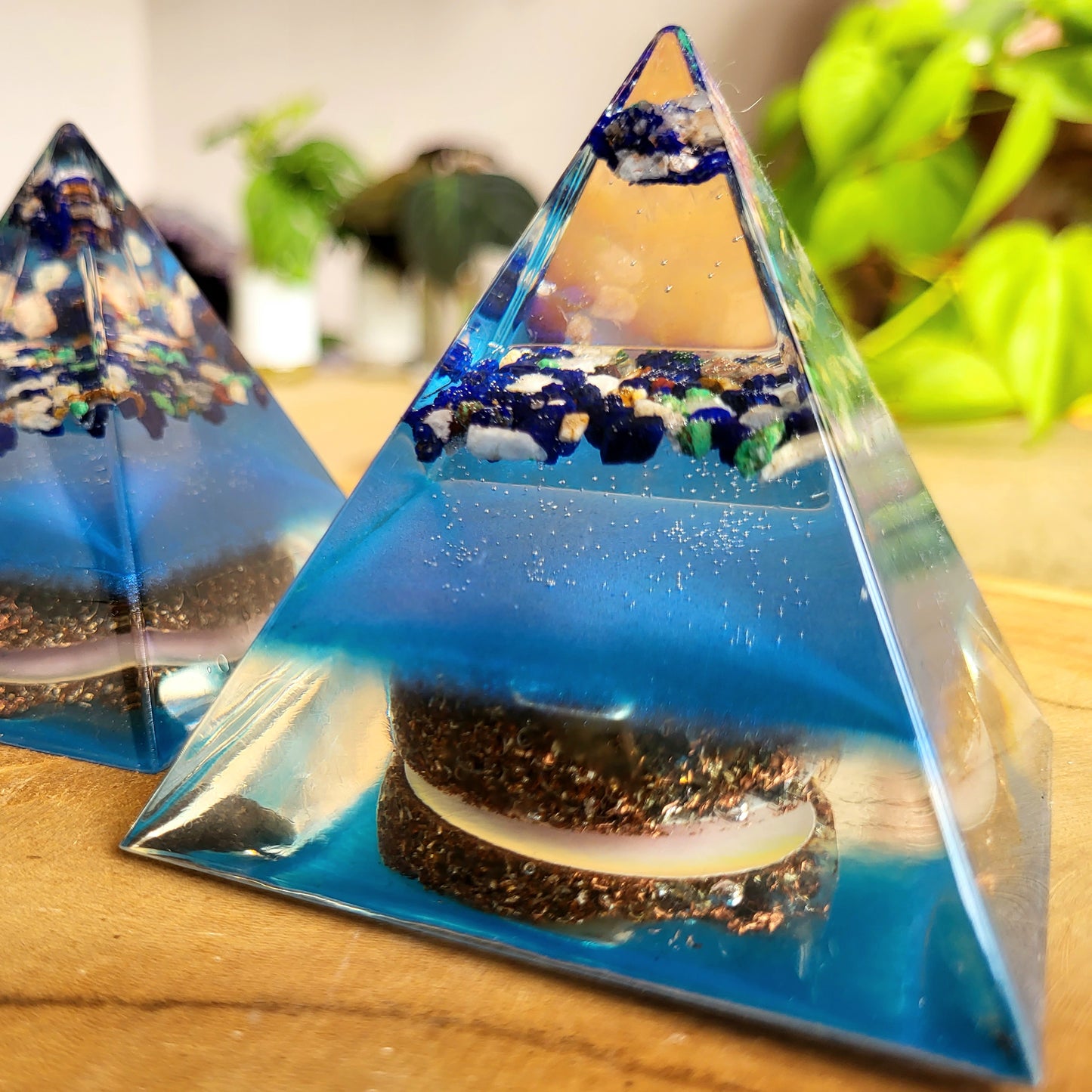 Positive Pyramid™ Azuriet Small - Voor focus, inzicht en innerlijke rust