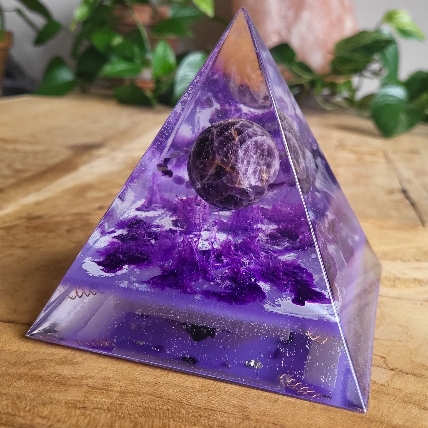 Positive Pyramid™ Amethist Large - Voor rust, helderheid en spirituele balans
