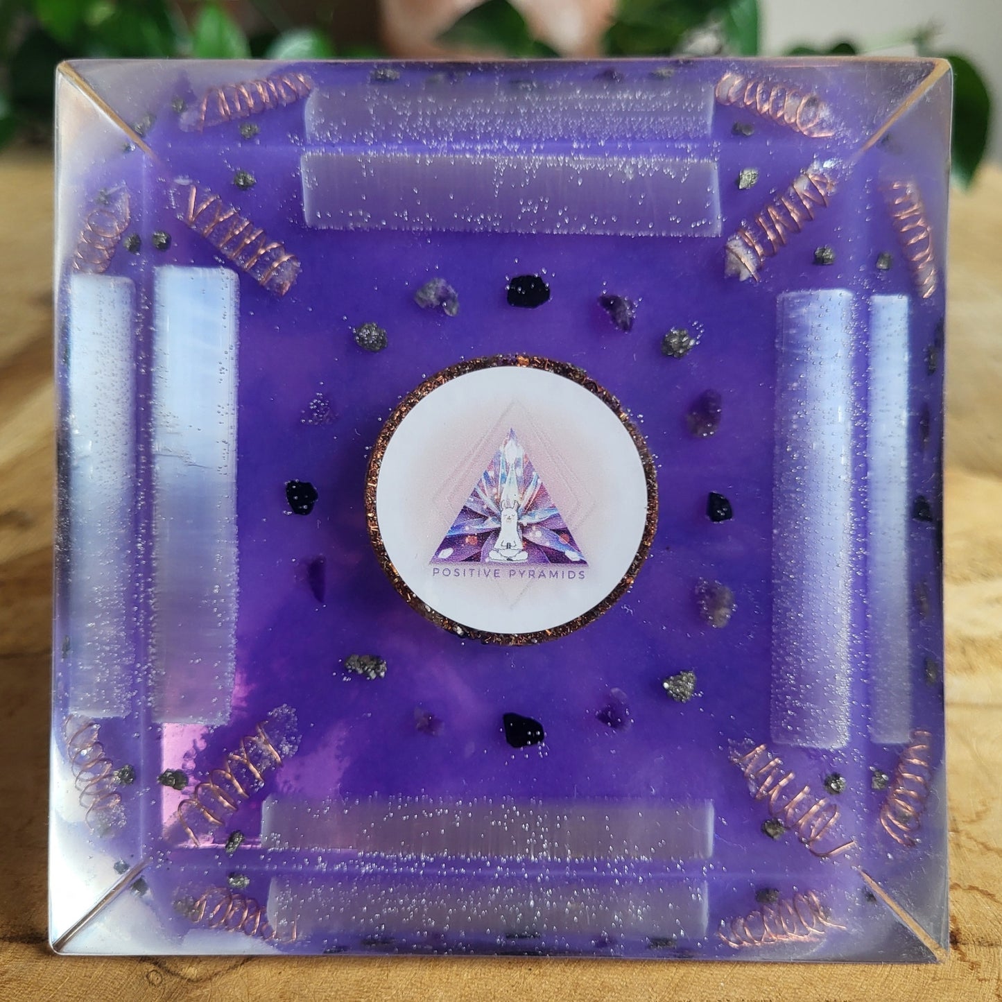 Positive Pyramid™ Amethist Large - Voor rust, helderheid en spirituele balans