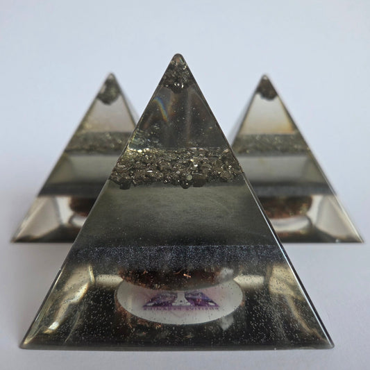 Orgonite Piramide Pyriet S (7,5 cm)