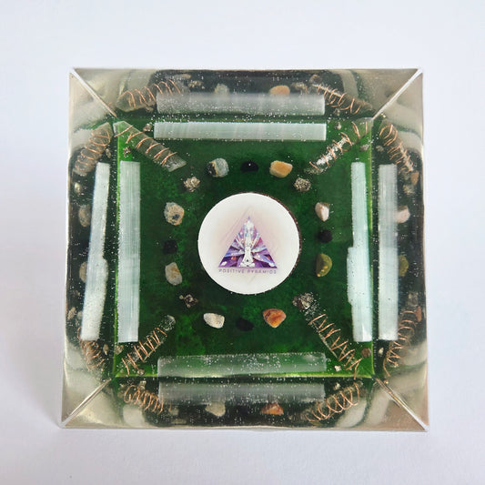 Orgonite Piramide Oceaan Jaspis L (12,5 x 12,5 cm)