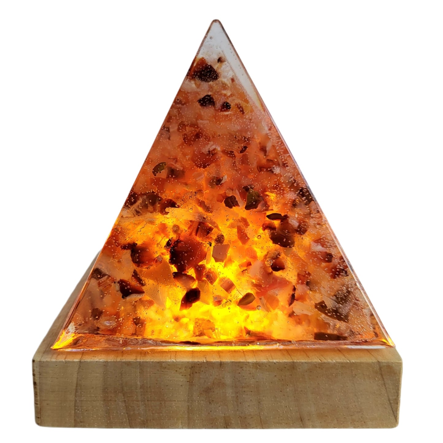 Carneool CrystalGlow™ – Natuurlijke Warmte op een Houten Basis