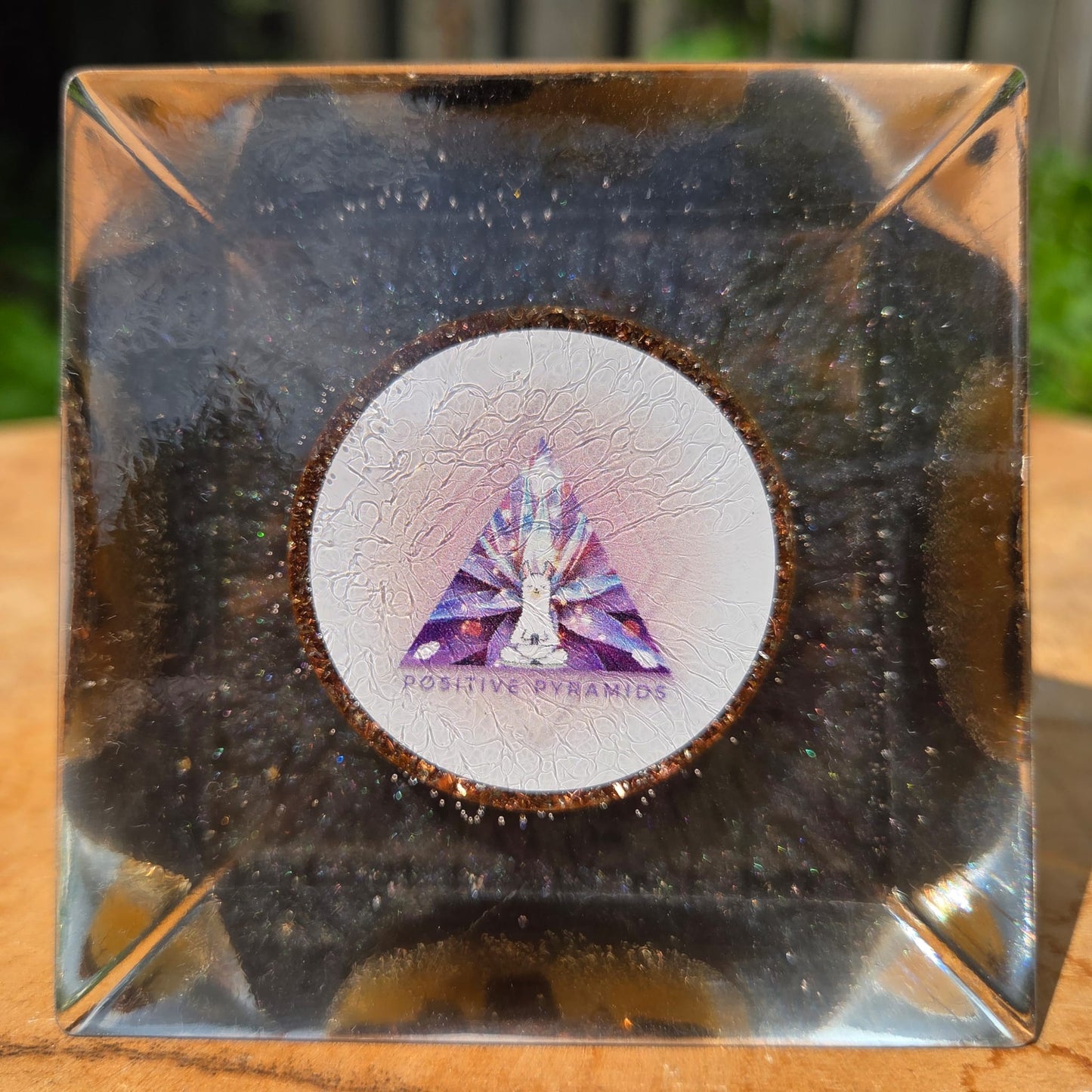 Positive Pyramid™ Pyriet Small - Goudkleurige kracht voor helder denken en actie