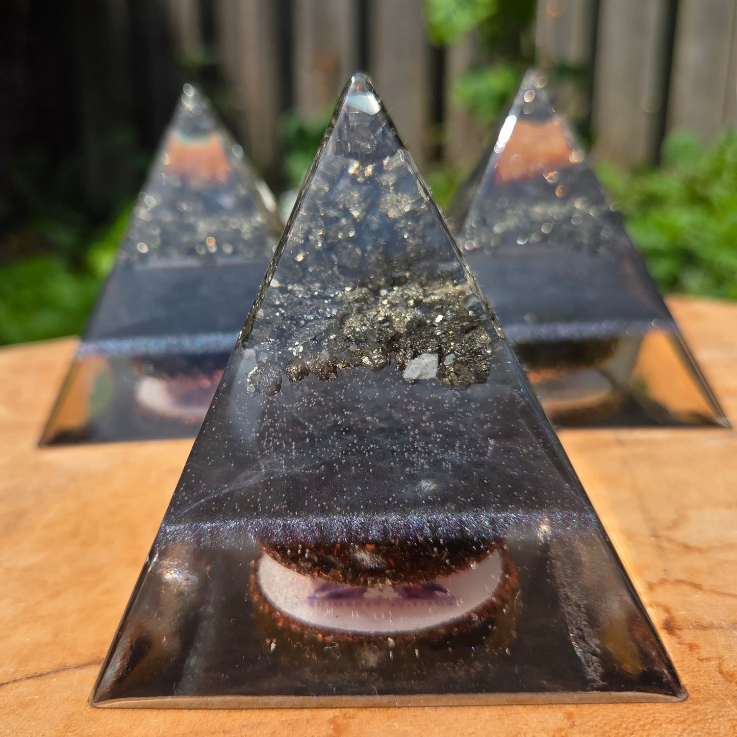Positive Pyramid™ Pyriet Small - Goudkleurige kracht voor helder denken en actie