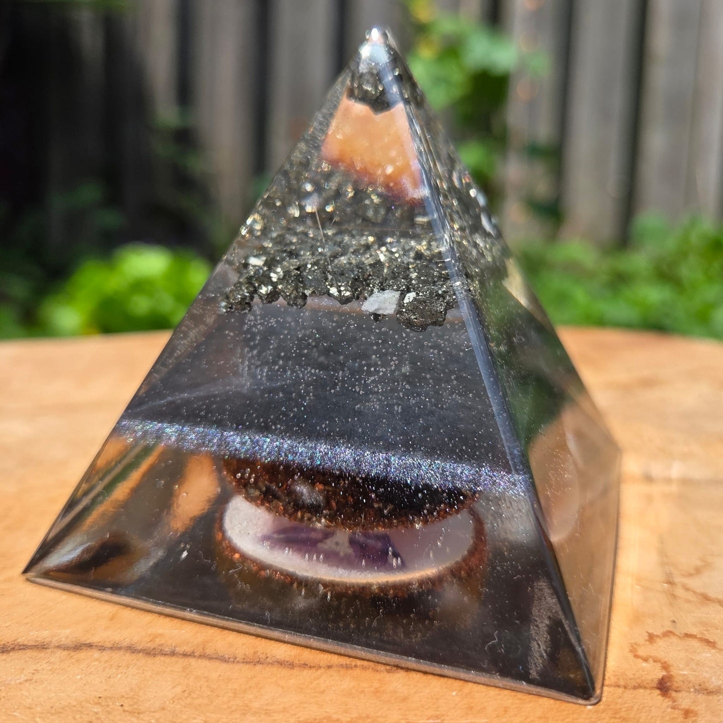 Positive Pyramid™ Pyriet Small - Goudkleurige kracht voor helder denken en actie