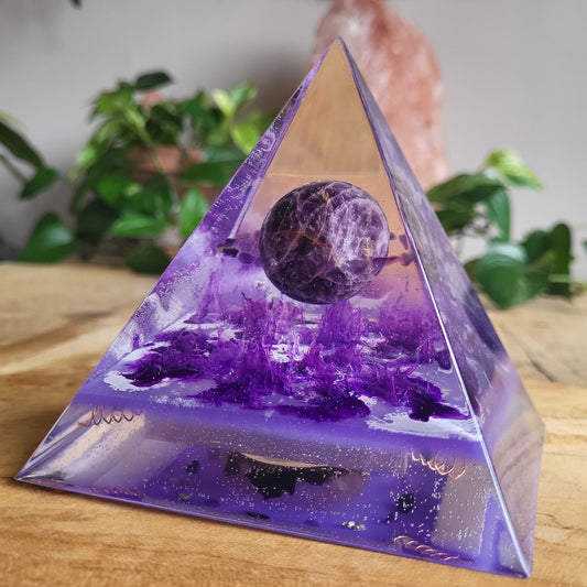 Positive Pyramid™ Amethist Large - Voor rust, helderheid en spirituele balans