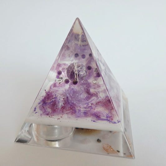 Orgonite Piramide Amethist To Remember M (10,5cm)