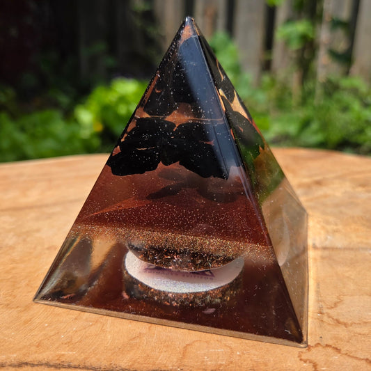 Positive Pyramid™ Shungiet & Zwarte Toermalijn Small - Jouw energetische schild tegen stress en straling